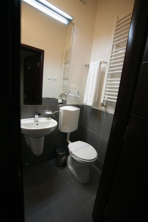 Golden Inn Hotel Majdanpek Pokoj fotografie
